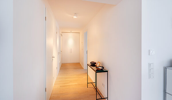 Penthouse a  címen 2 Szobák | München-Bogenhausen | 70385 | Großzügiger Flur