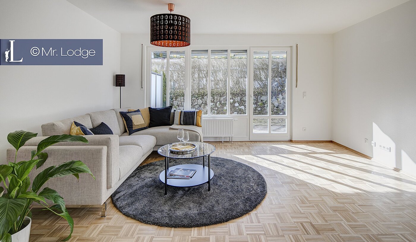 ikerház a  címen 5 Szobák | 1702ML1 | Sonniges Wohnzimmer