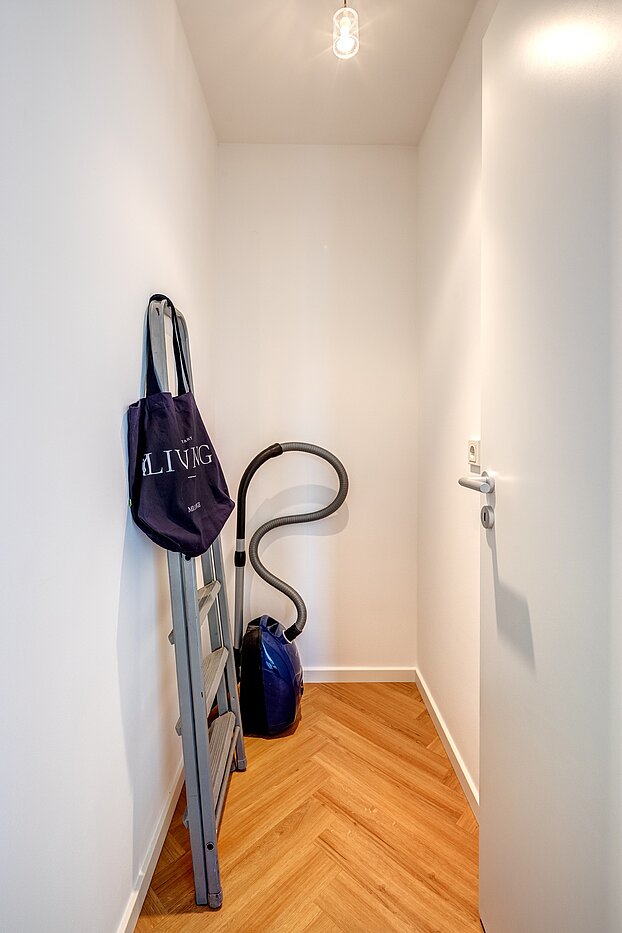 Ploché s 2.5 Pokoje | München-Schwanthalerhöhe | 2210ML2 | Praktischer Abstellraum