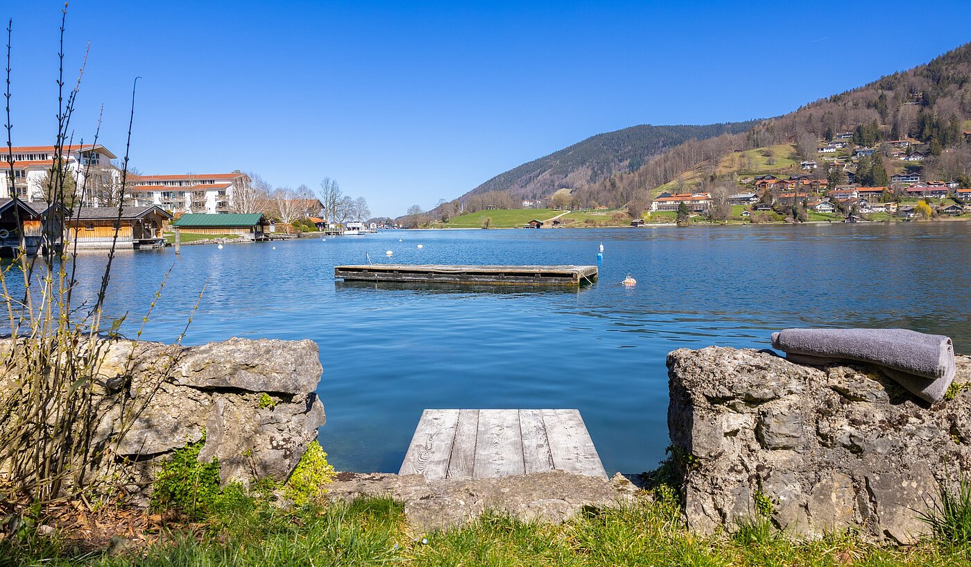 Mehrfamilienhaus 와 함께 11 객실 | Rottach-Egern | 70215 | mit eigenem Bootssteg