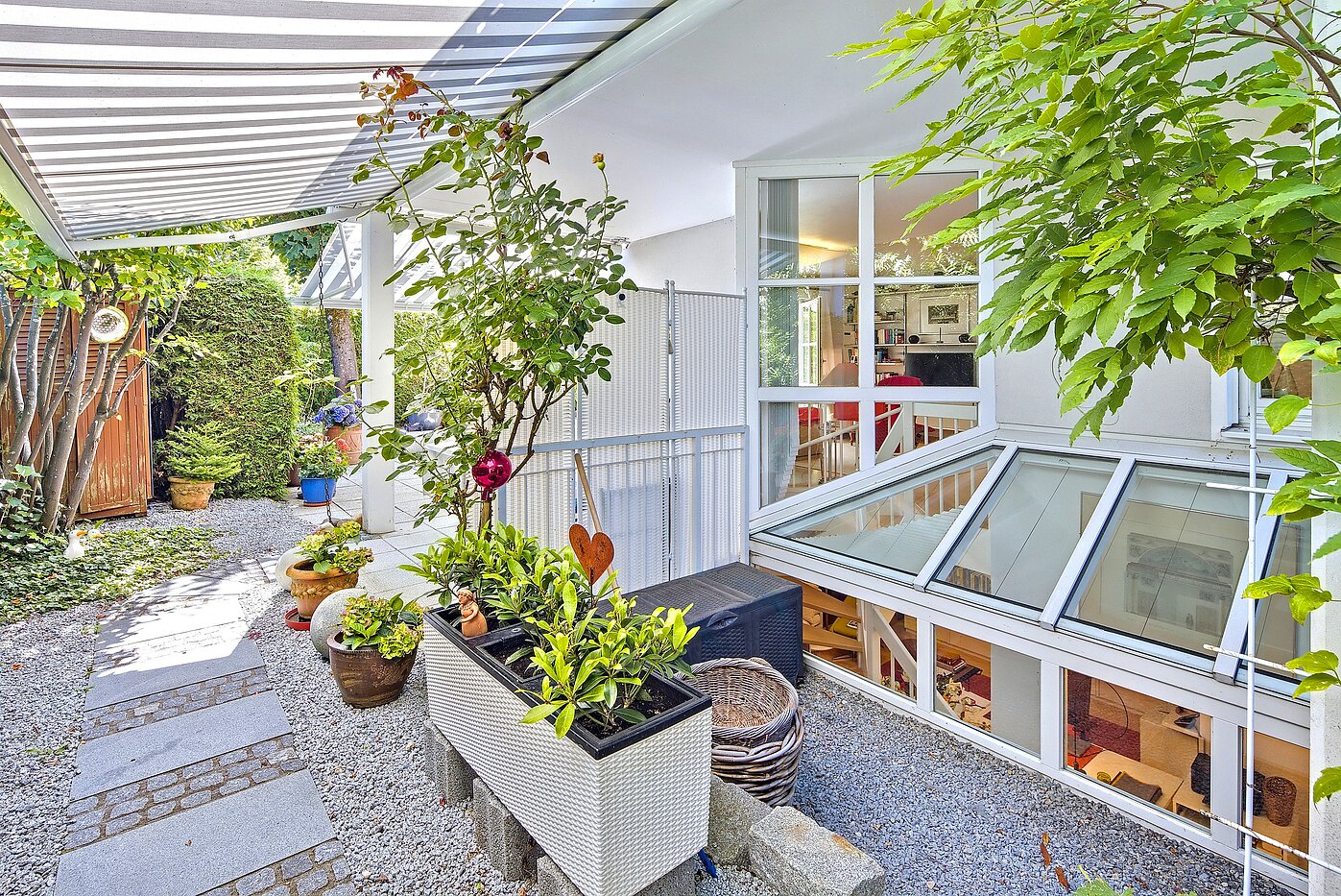 Lejlighed i stueetagen med 2 Værelser | München-Obermenzing | 70280 | Uneinsehbarer Terrassenweg