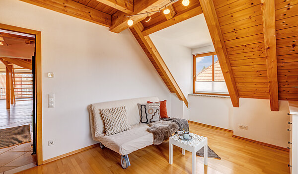 Mezonetno stanovanje s spletno stranjo . 3.5 Sobe | München-Trudering | 70391 | Kinder- oder...