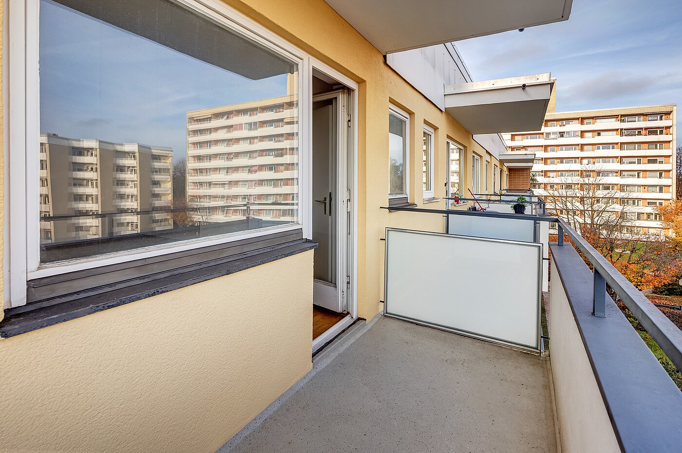 Lapos a  címen 2 Szobák | München-Freimann | 70158 | Balkon Richtung Innenhof