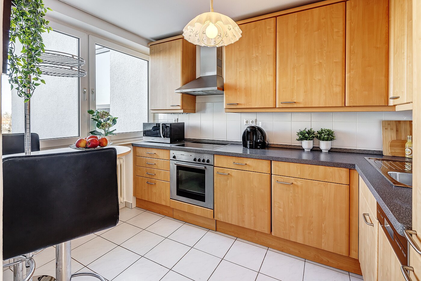 Ploché s 3.5 Izby | Haar | 2201ML5 | Zeitlose Einbauküche