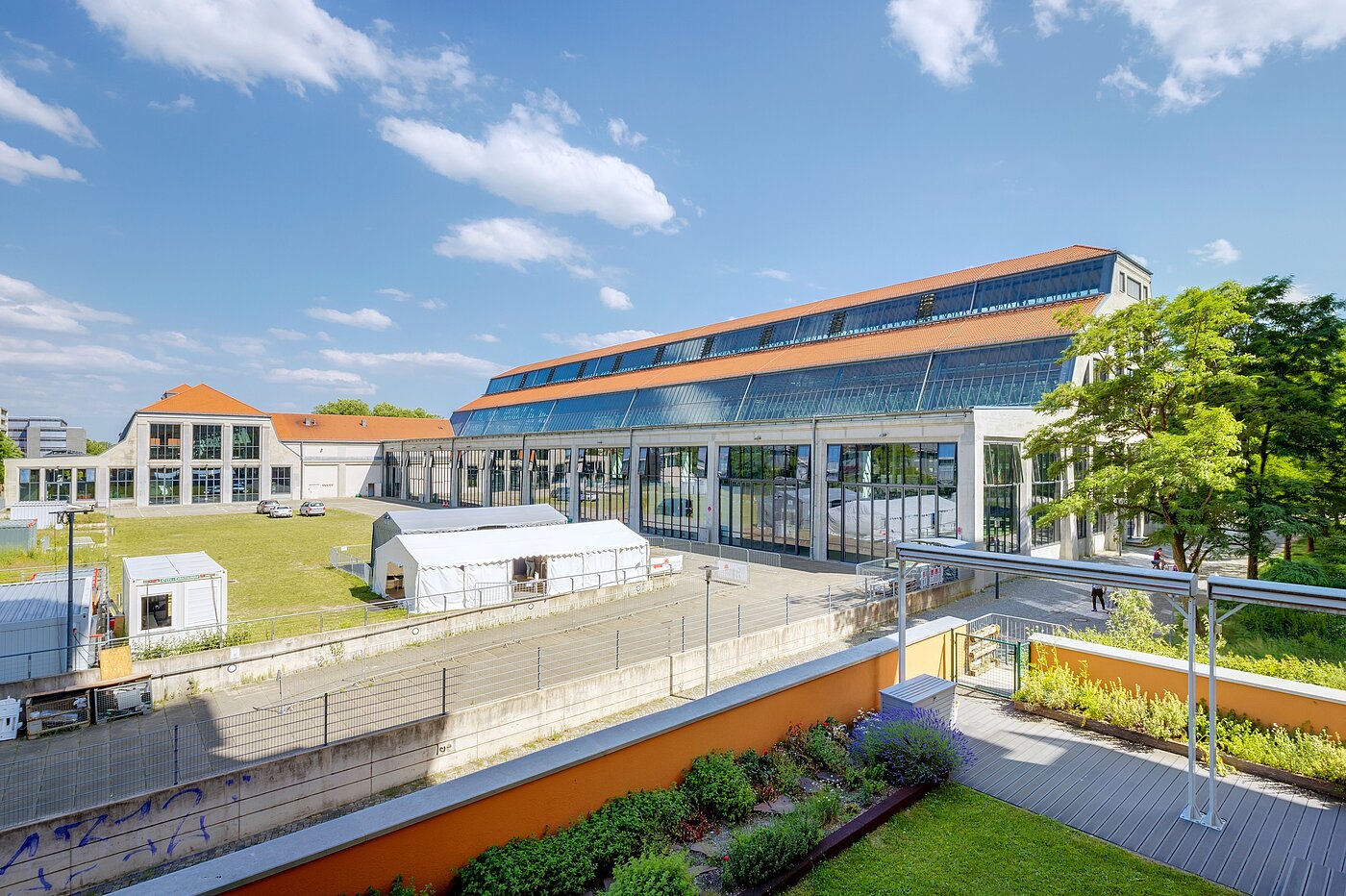 Плосък с 2 Стаи | München-Schwanthalerhöhe | 2206ML11 | Blick auf das Verkehrsmuseum