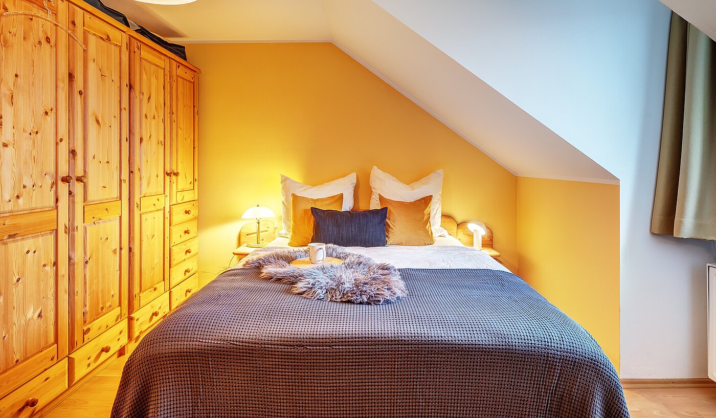 Ploché s 2 Izby | Germering | 70029 | mit Stellfäche