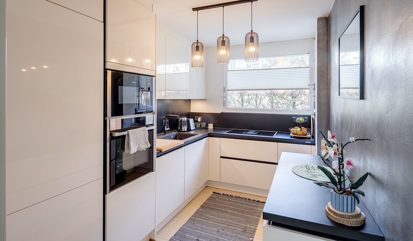 Casă semidecomandată cu 5 Camere | Unterföhring | 70119 | Geschmackvolle Einbauküche