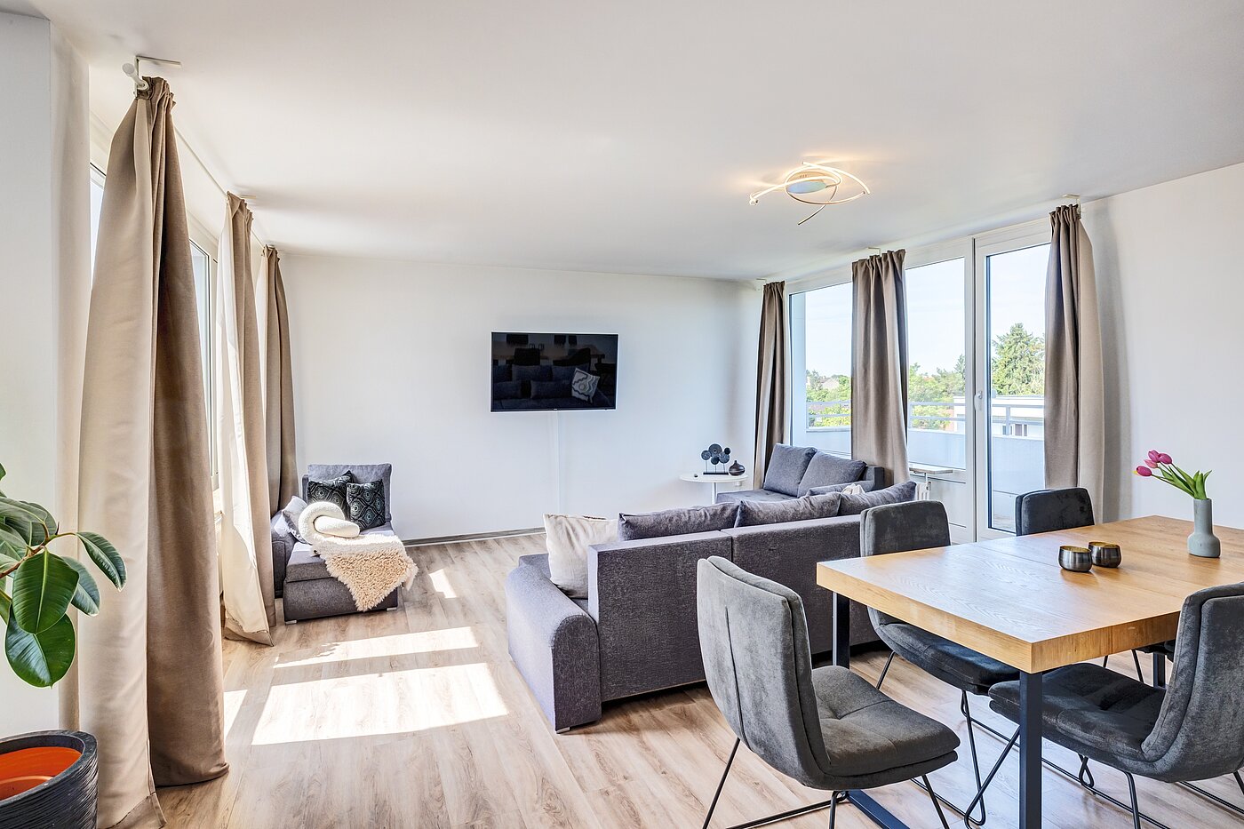 Terrassenwohnung з 3.5 Кімнати | München-Berg am Laim | 123456 | ...