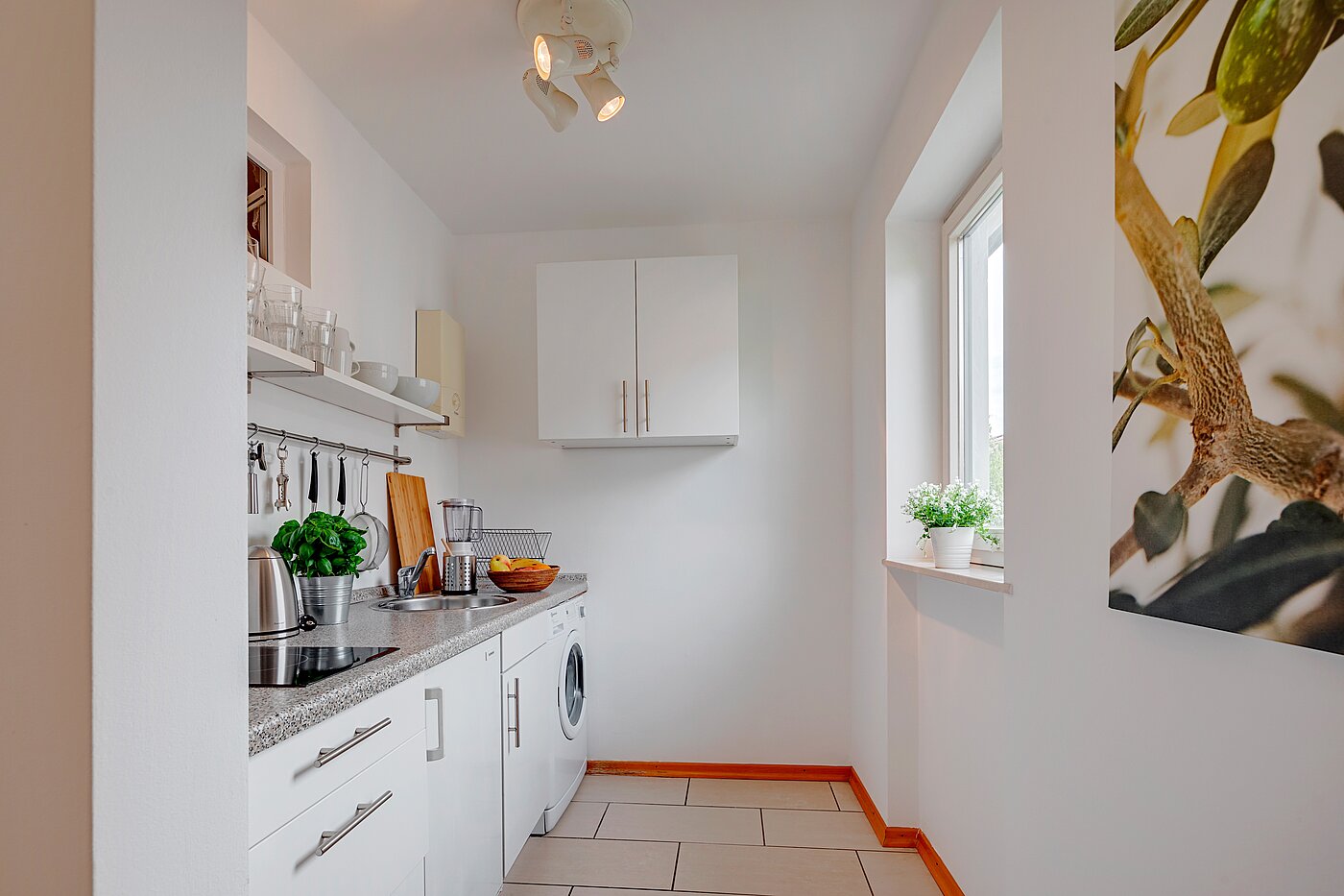 Flad med 2 Værelser | München-Schwabing | 70130 | Küche mit Fenster...