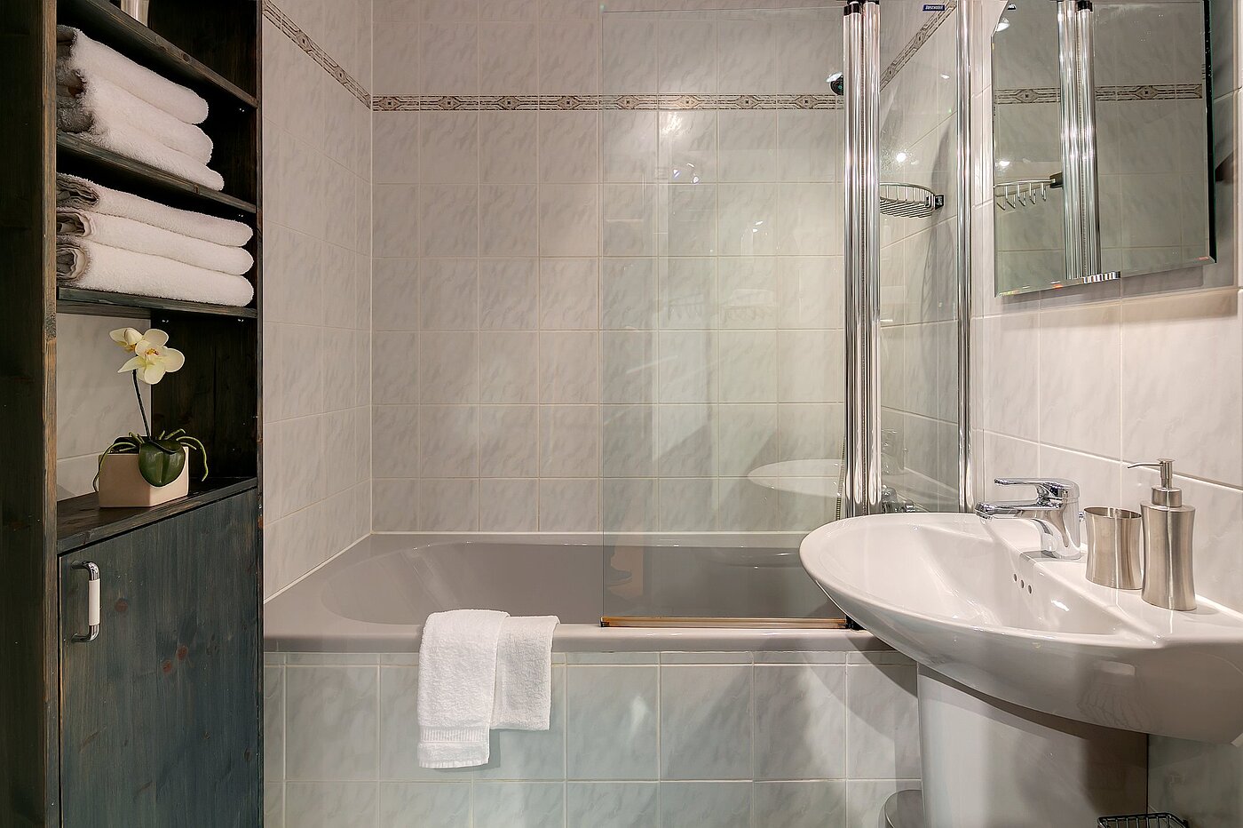 플랫 와 함께 2 객실 | München-Sendling-Westpark | 2102ML6 | Bad