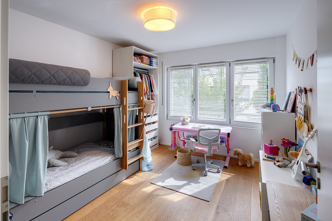 Dom w zabudowie bliźniaczej z 5 Pokoje | München-Aubing | 70162 | ...mit viel Lichteinfall