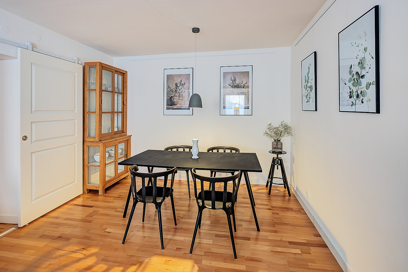Lapos a  címen 3 Szobák | München-Haidhausen | 70447 | Schöne Essecke