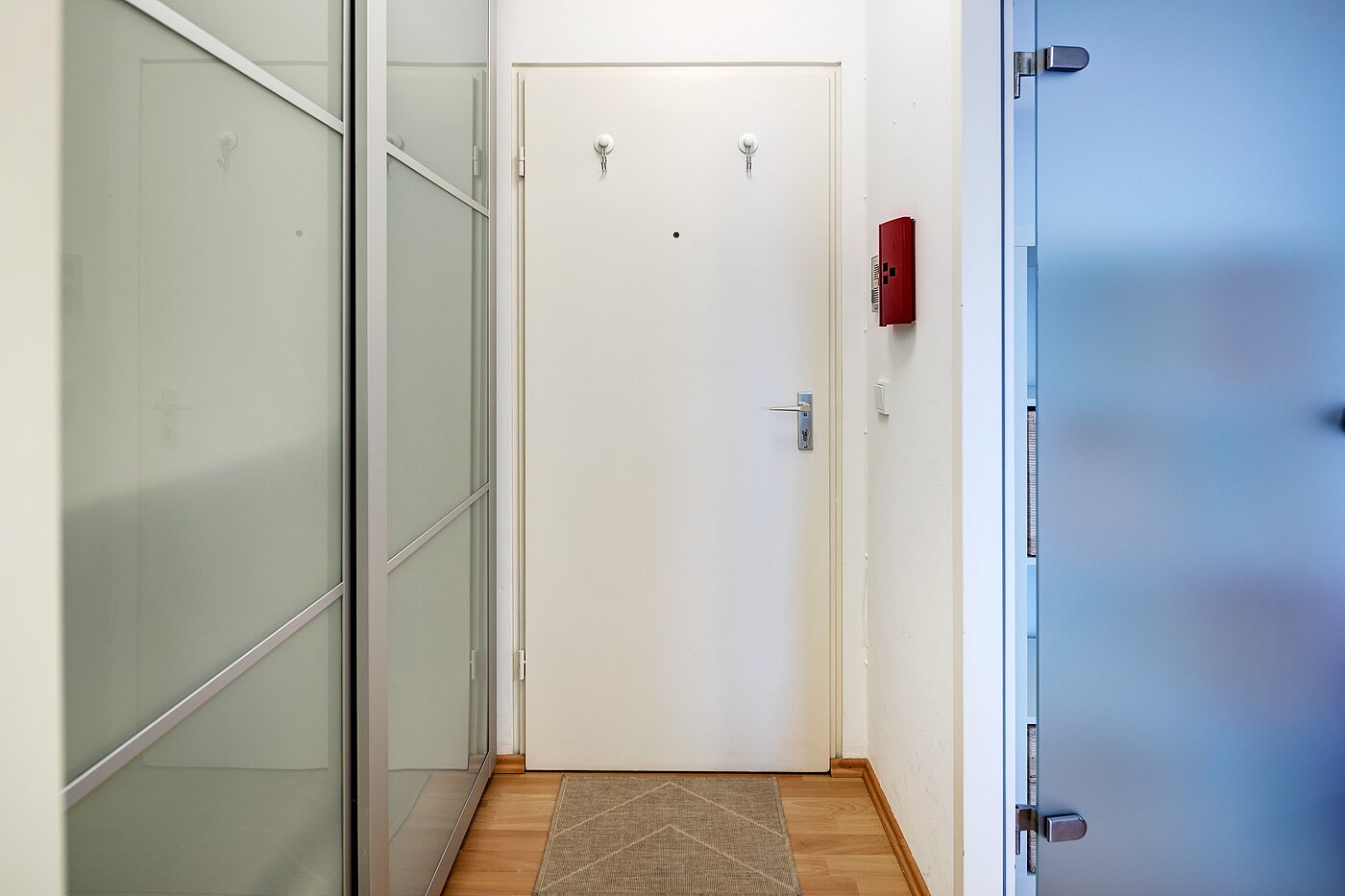 Ploché s 1 Pokoj | München-Laim | 70175 | Flur Richtung Eingang