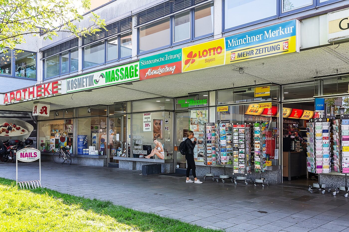 Flad med 2.5 Værelser | München-Nymphenburg | 2204ML61 | Zahlreiche Einkaufsmöglichkeiten und...