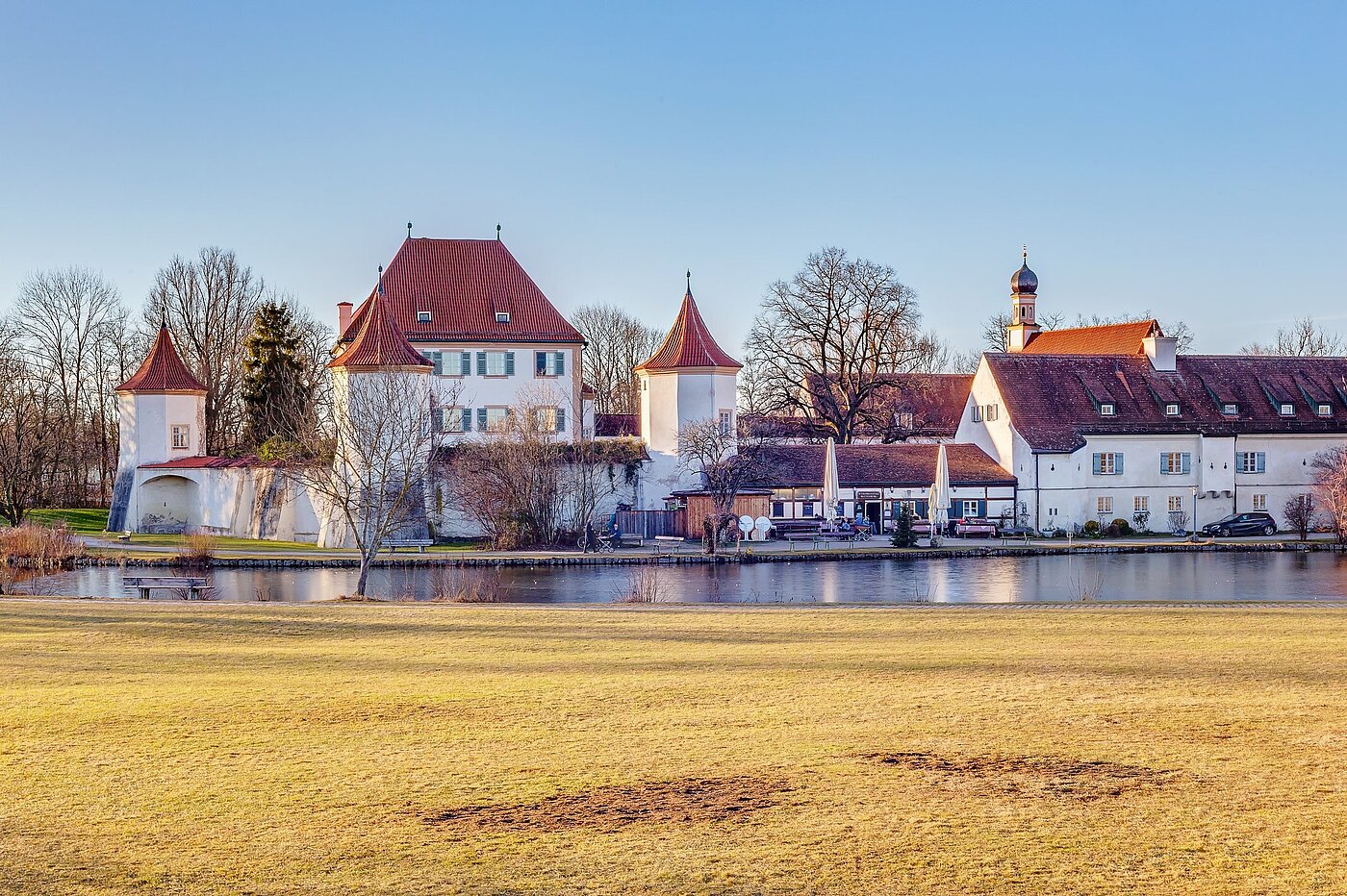 Апартамент тип мезонет с 4 Стаи | München-Obermenzing | 1912ML1 | Schloss Blutenburg