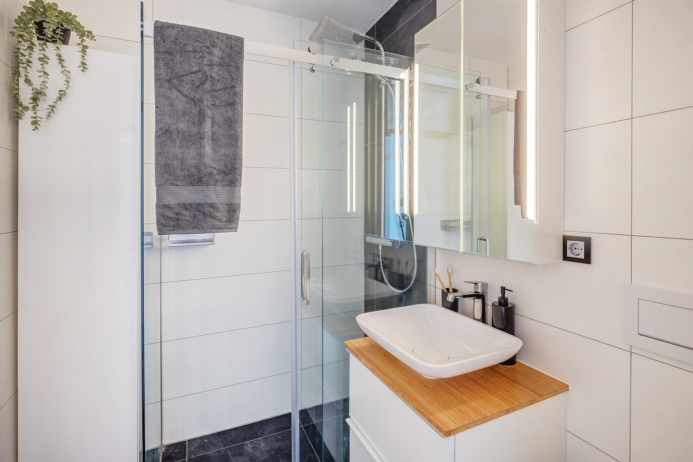 Плосък с 2 Стаи | München-Haidhausen | 70214 | Badezimmer