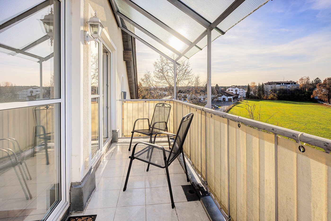 Vindsvåning med 2 Rum | 70314 | Balkon