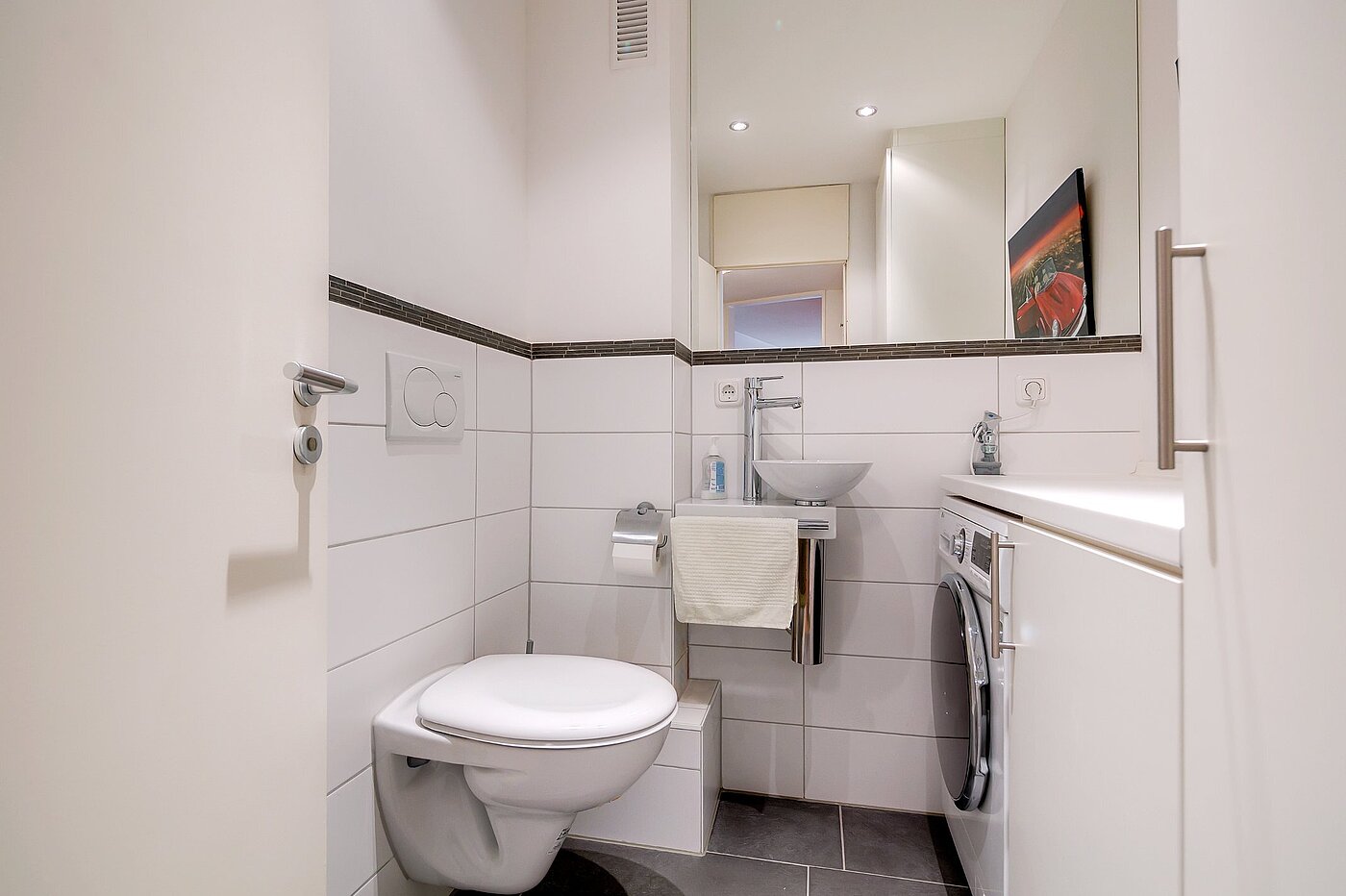 Platt med 2 Rum | München-Schwabing | 2004ML1 | Separates WC mit Waschmaschine