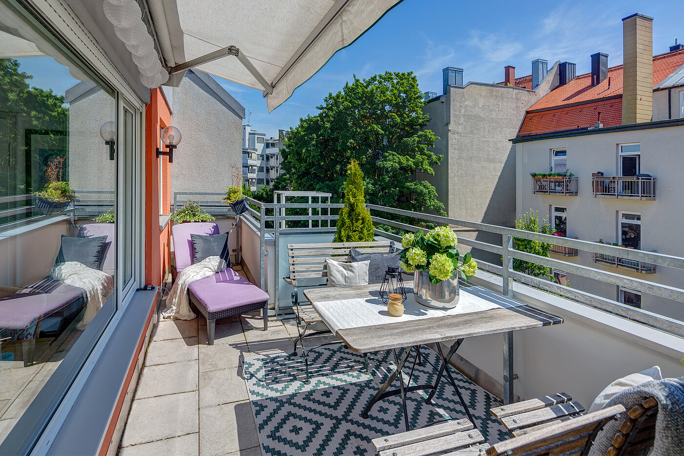 Flad med 1 Værelse | München-Schwabing | 70449 | Südterrasse mit Markise