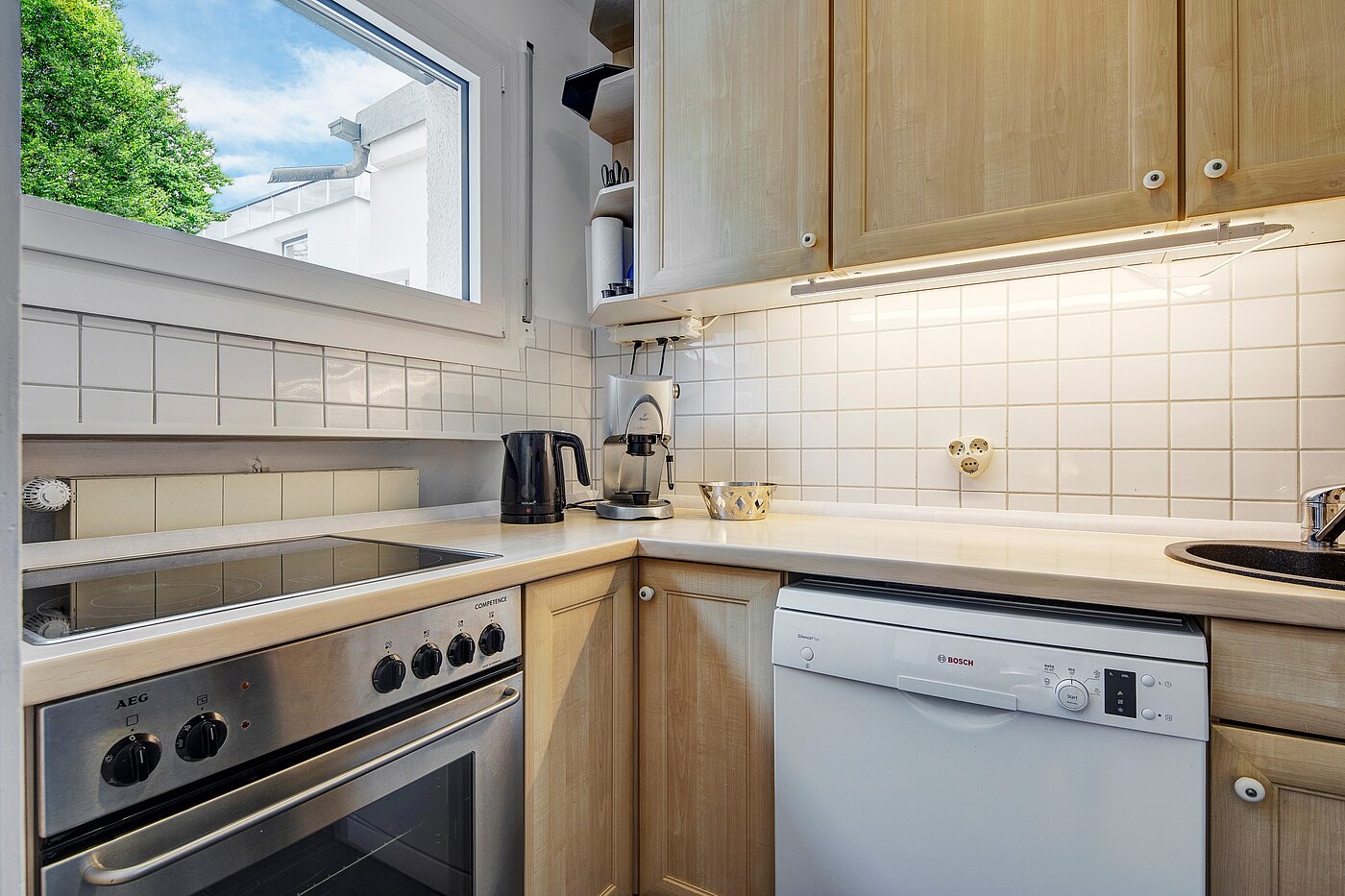 Plat met 1.5 Kamers | München-Sendling-Westpark | 2207ML4 | ...mit Einbauküche