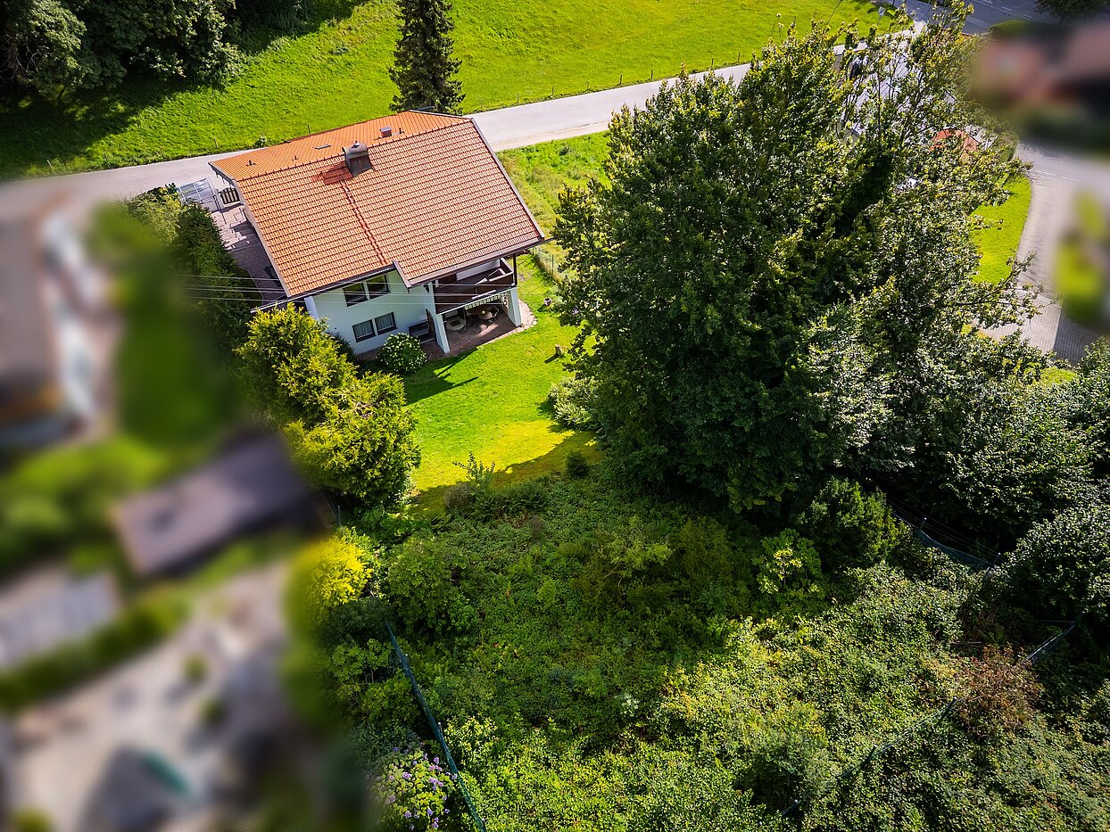 Mehrfamilienhaus s spletno stranjo . 10 Sobe | Bad Wiessee | 70212 | Grundstück von oben