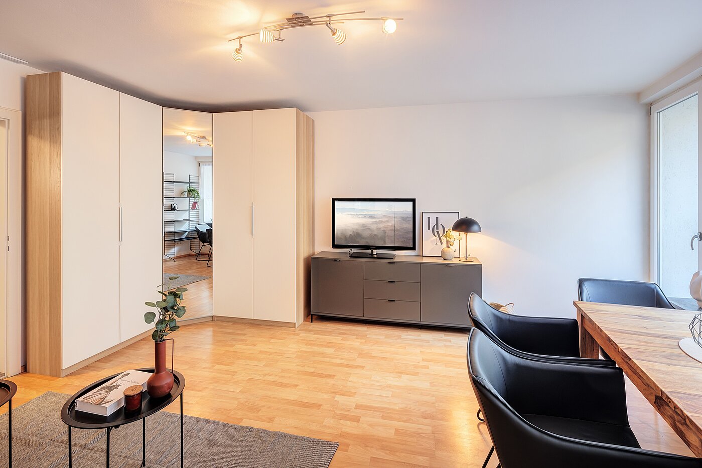 Apartment med 1 Værelse | München-Schwabing | 70211 | Kompakt mit...