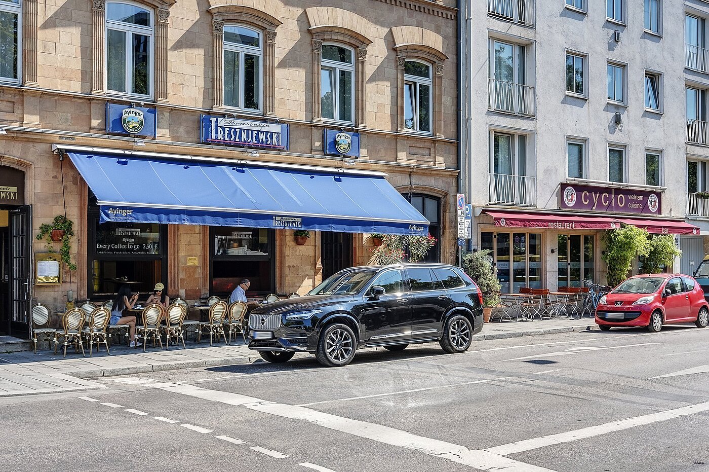 Ploché s 2 Pokoje | München-Maxvorstadt | 70001 | Restaurants, Bars, Cafés