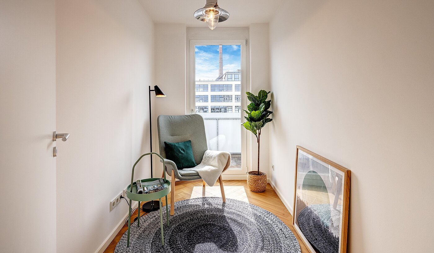 플랫 와 함께 2.5 객실 | München-Schwanthalerhöhe | 2210ML2 | Arbeitszimmer mit Terrassenzugang