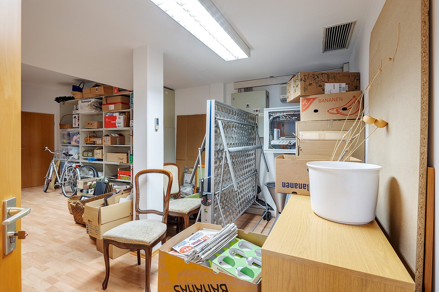 Büro s spletno stranjo . 9 Sobe | Weilheim in Oberbayern | 2108ML44 | Lager- und Abstellraum