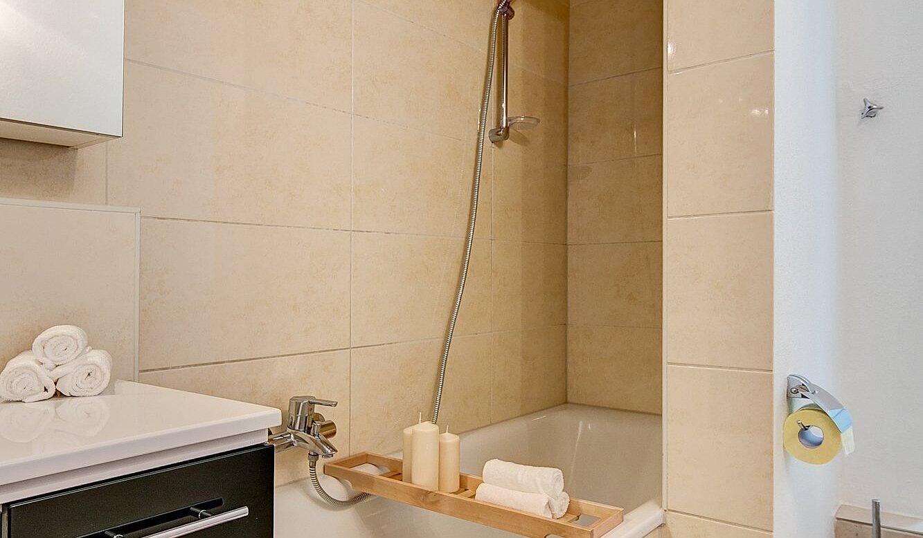 Plat cu 4 Camere | München-Maxvorstadt | 2011ML2 | ...Badewanne