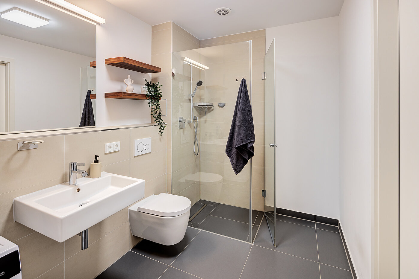 Płaski z 2 Pokoje | München-Bogenhausen | 70160 | ...Badezimmer zum...