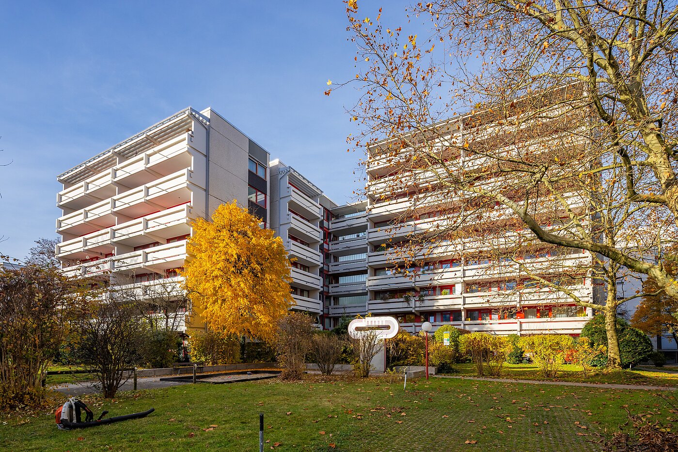 Ploché s 3 Izby | München-Schwabing | 70318 | Gepflegtes Objekt