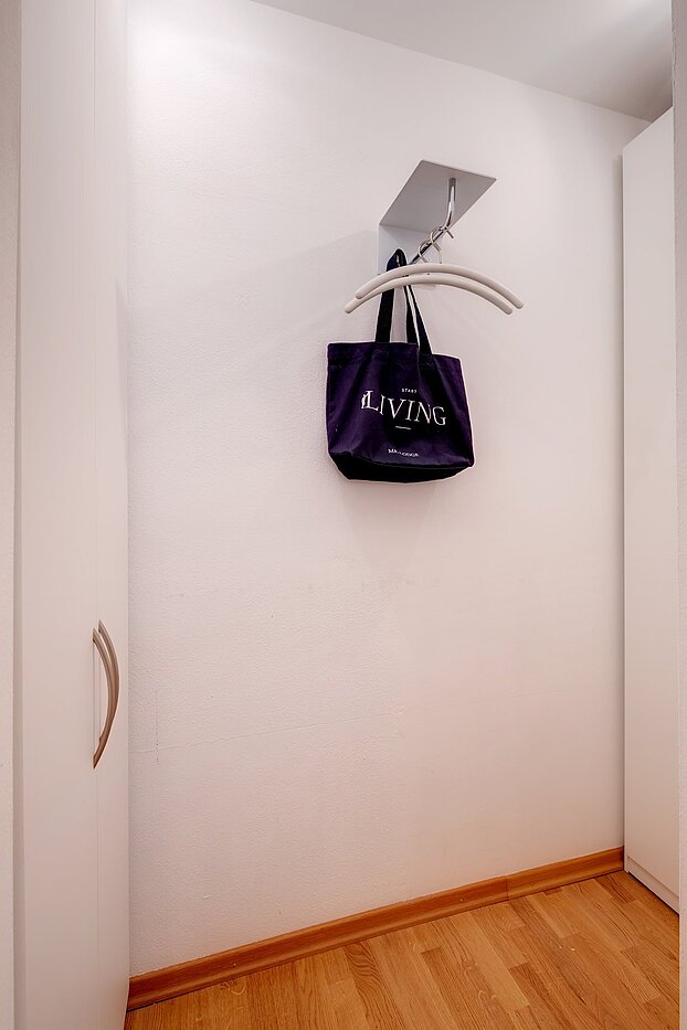 플랫 와 함께 2 객실 | München-Altstadt | 2106ML7 | Ankleide mit Garderobe