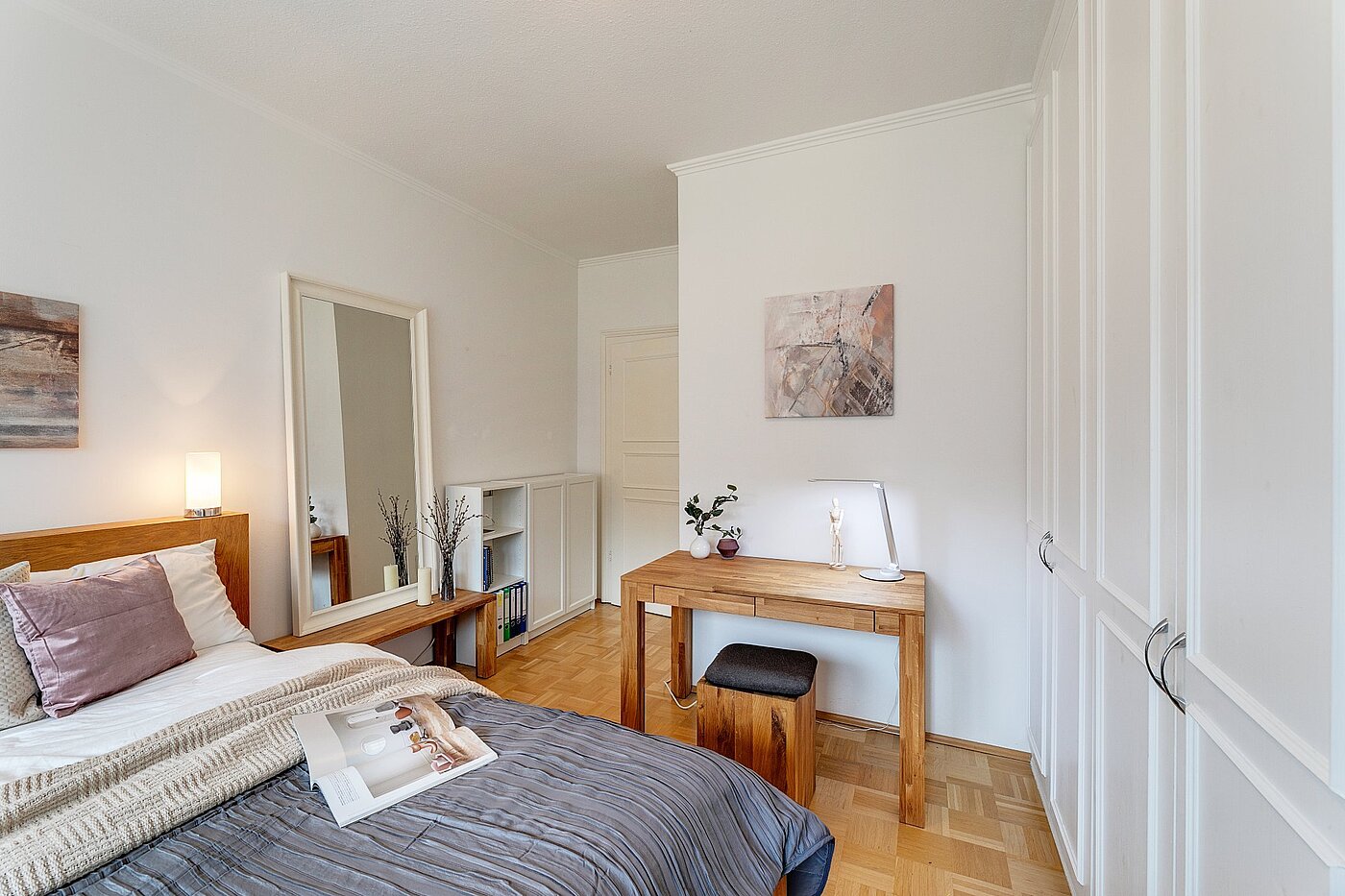 Ploché s 3 Izby | München-Au | 1909ML8 | Helles Schlafzimmer ...