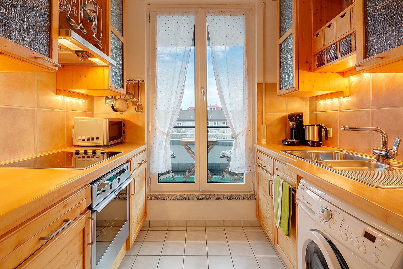 플랫 와 함께 2 객실 | München-Sendling-Westpark | 2102ML6 | Küche voll ausgestattet