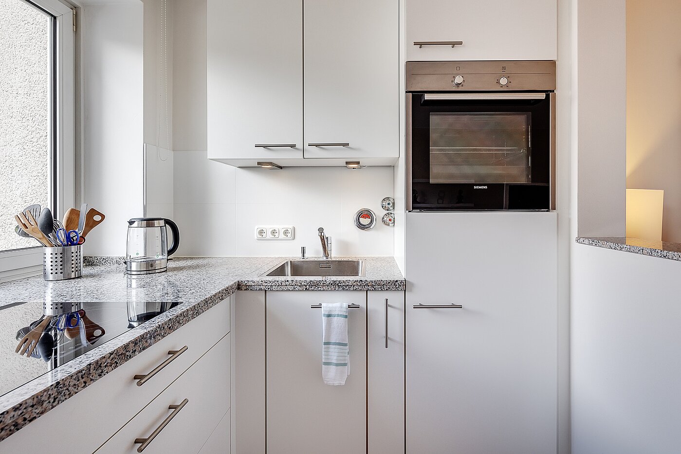 Плосък с 1.5 Стаи | München-Schwanthalerhöhe | 2211ML8 | Moderne Einbauküche