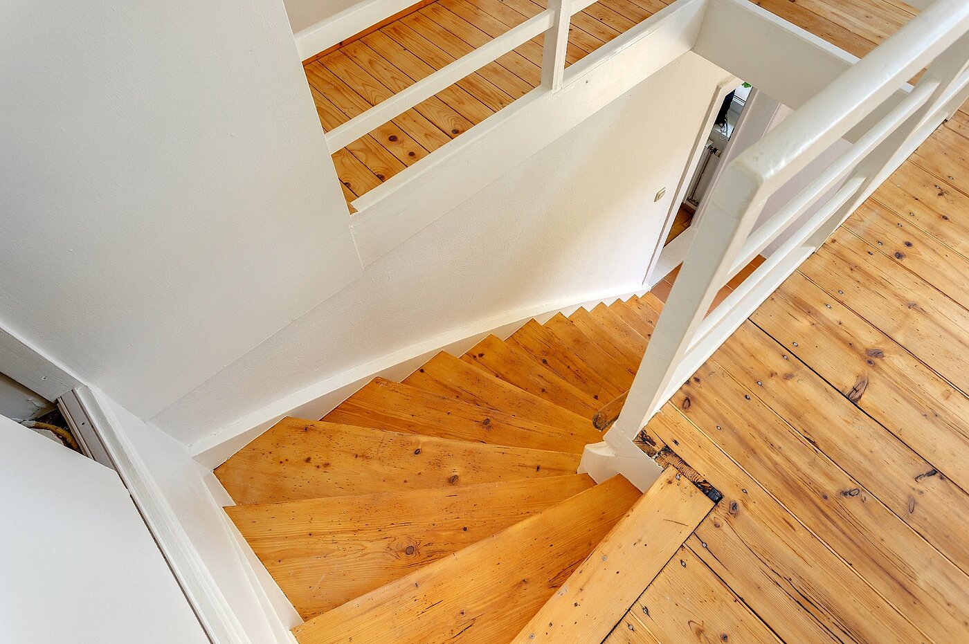 Bauernhaus з 9 Кімнати | Hohenschäftlarn | 1805ML4 | Treppe Haus 1