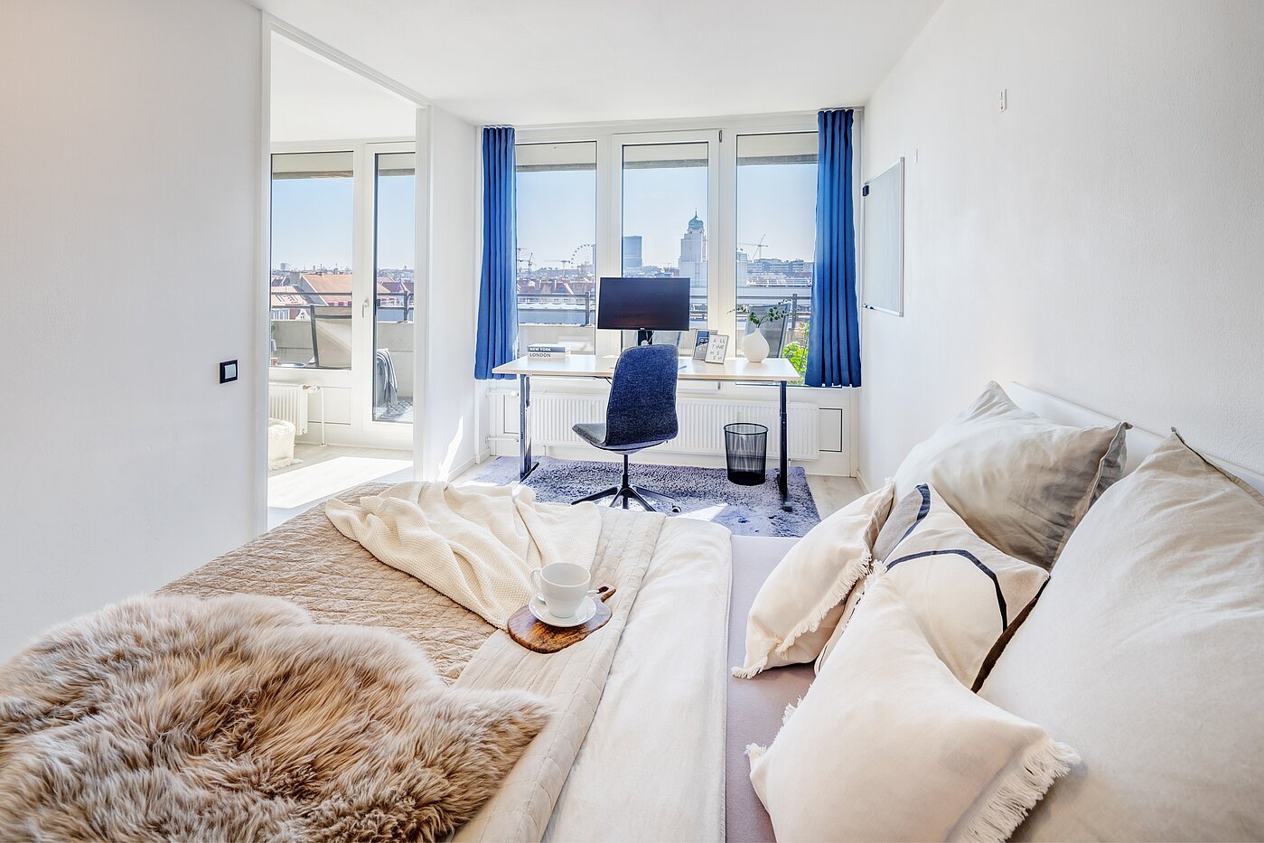 Плосък с 2 Стаи | München-Haidhausen | 70214 | Arbeitsplatz am Fenster