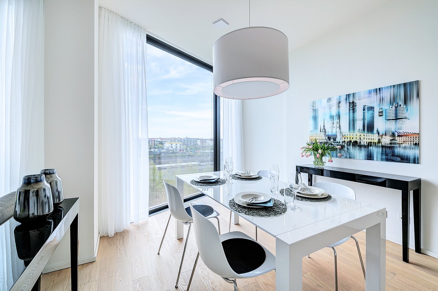 Apartment s spletno stranjo . 1.5 Sobe | München-Neuhausen | 703131 | ...Essbereich
