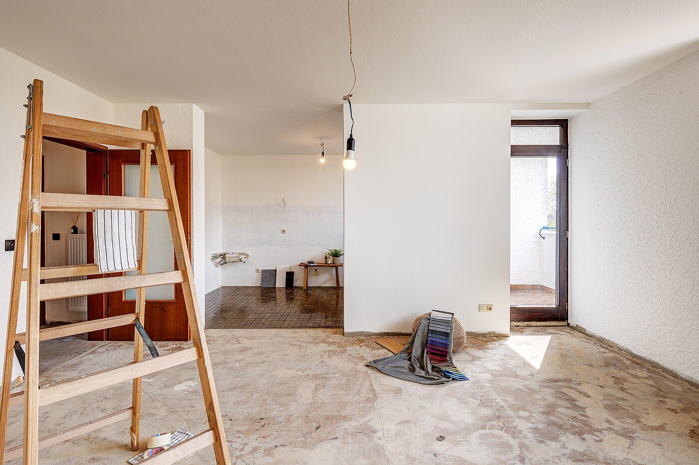 Flad med 2 Værelser | München-Moosach | 2203ML5 | Blick zur Küche