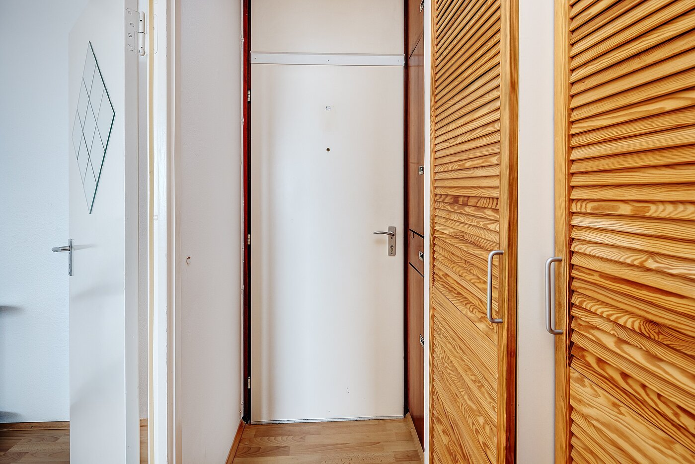 Плосък с 1 Стая | München-Solln | 2201ML92 | ...mit Blick zur Wohnungstür