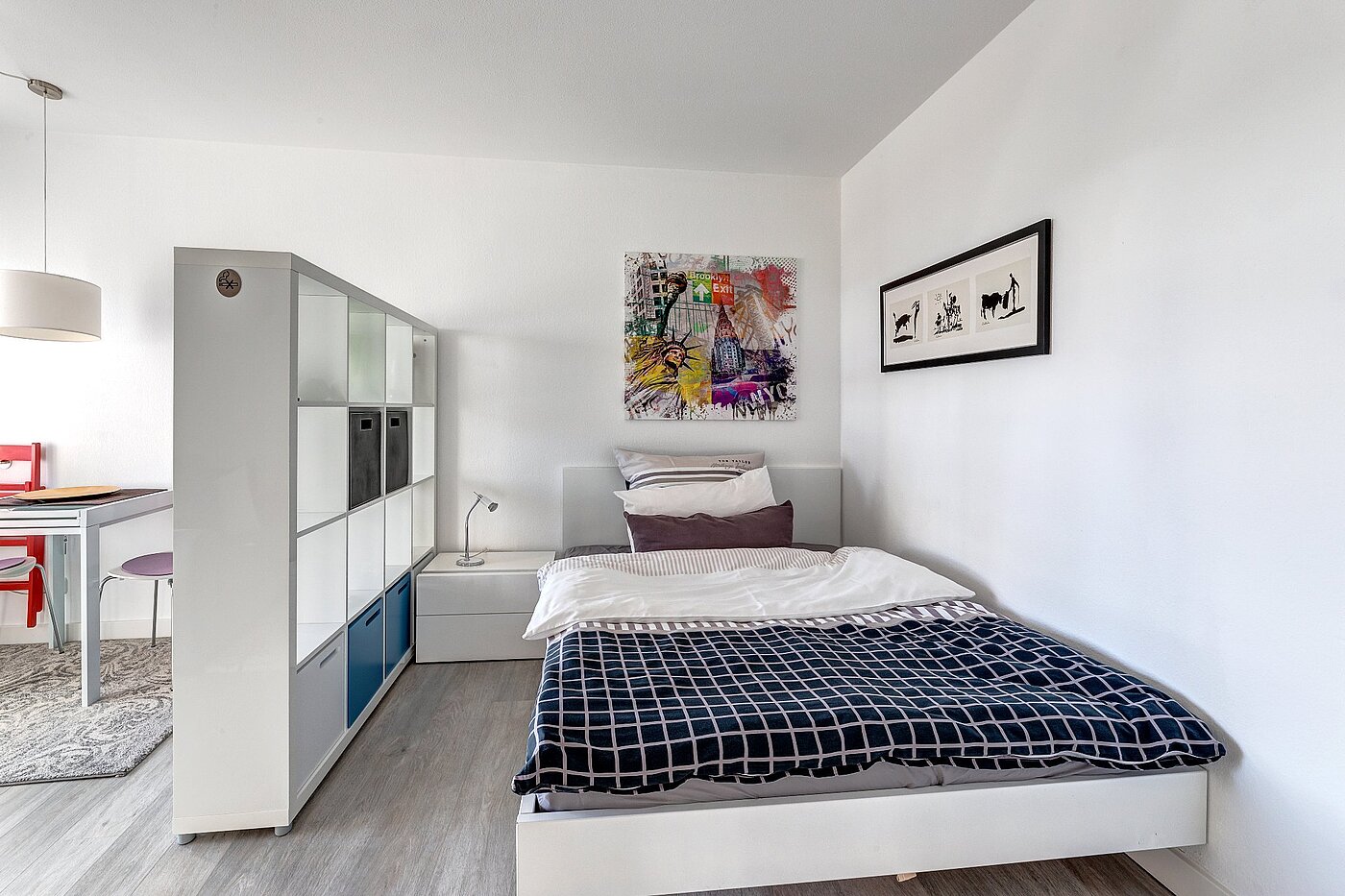 Ploché s 1 Izba | München-Schwanthalerhöhe | 2106ML8 | ... mit Platz zum Schlafen...