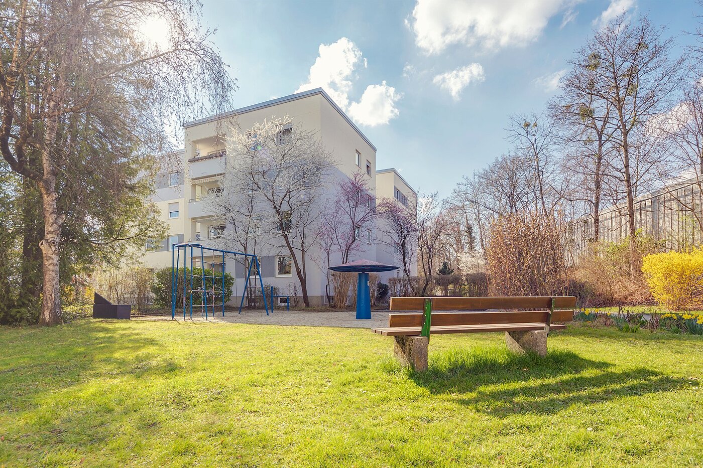 Плосък с 4 Стаи | München-Hadern | 2003ML2 | ...mit Spielplatz