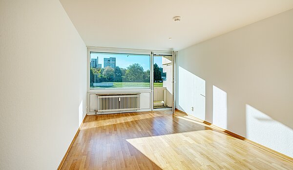Apartment a  címen 2 Szobák | München-Feldmoching | 70466 | Helles Wohnzimmer...