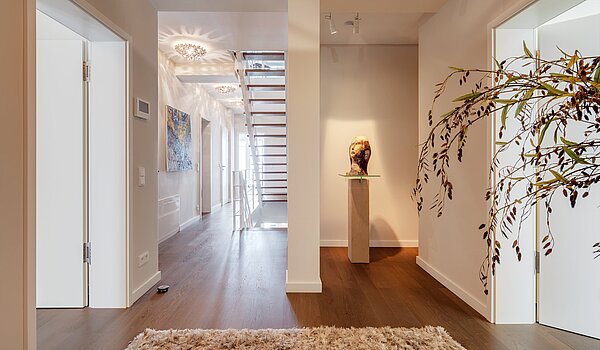 Плоский з 5 Кімнати | München-Maxvorstadt | 1807ML1 | Stilvoller Eingang