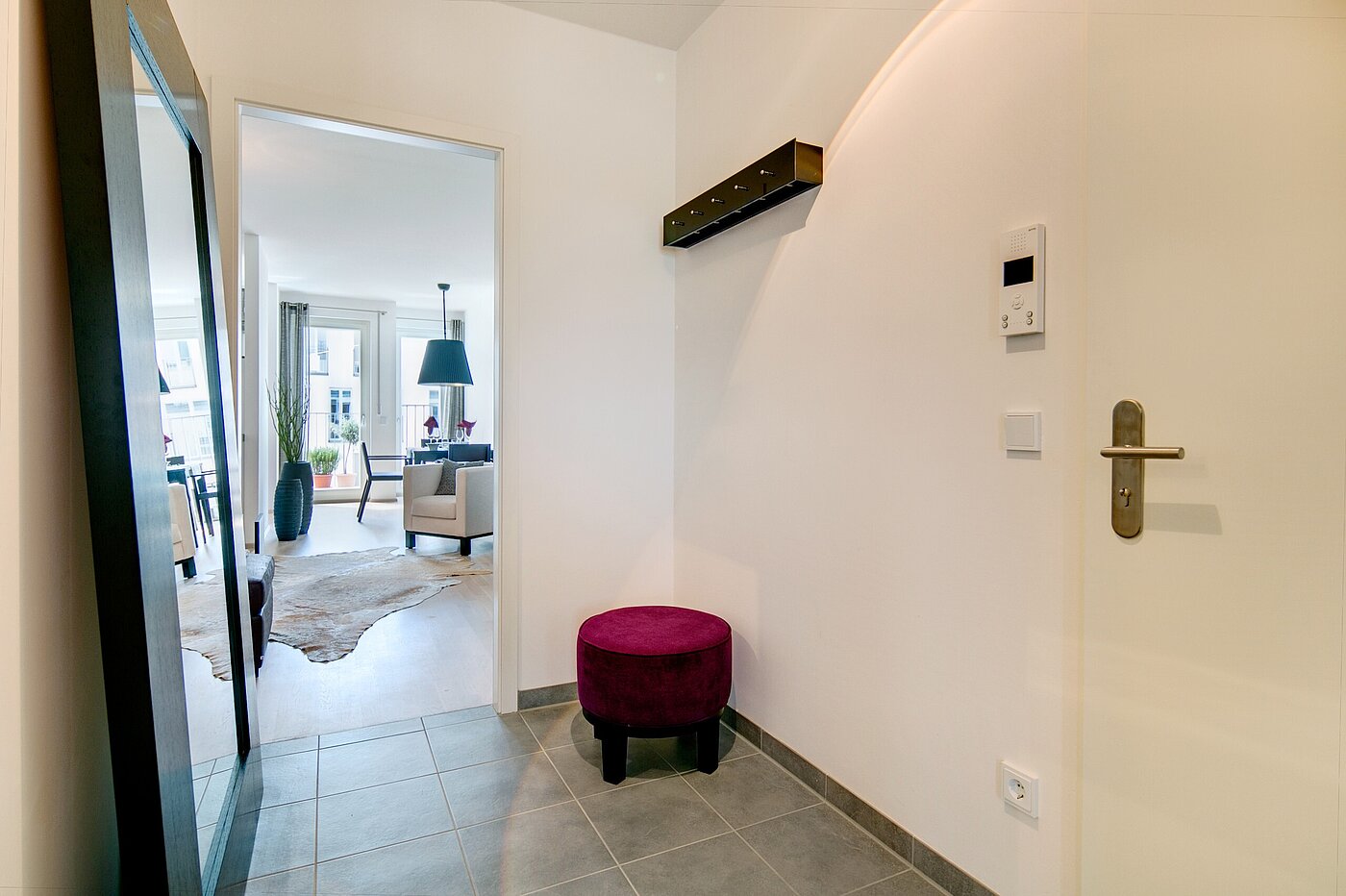 Ploché s 2 Izby | München-Maxvorstadt | 70023 | Diele mit...