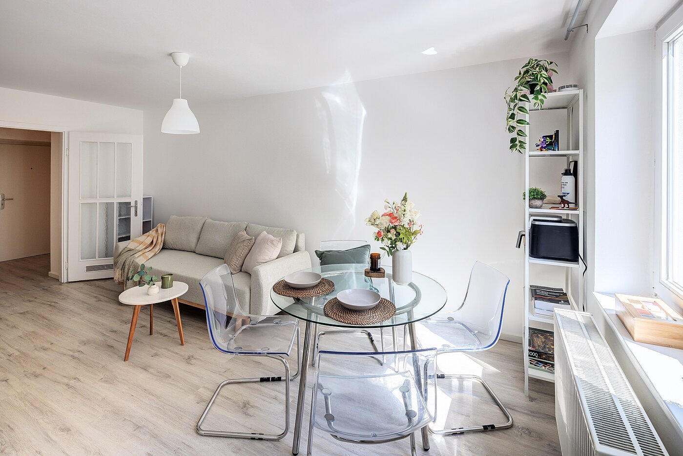 Ploché s 2 Pokoje | München-Sendling | 70220 | Esstisch