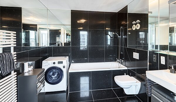 Penthouse με 3 Δωμάτια | München-Riem | 70468 | ...und Badewanne