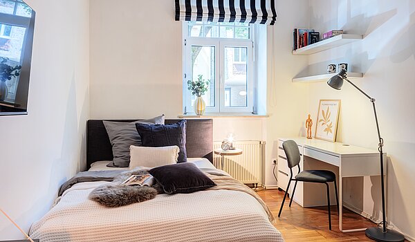 플랫 와 함께 1.5 객실 | München-Neuhausen | 70473