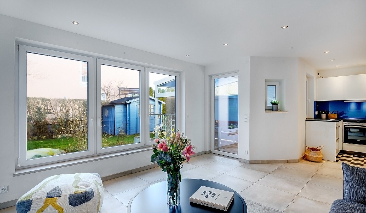 Düz ile 4 Odalar | Ismaning | 700081 | Offenes Wohn- & Esszimmer